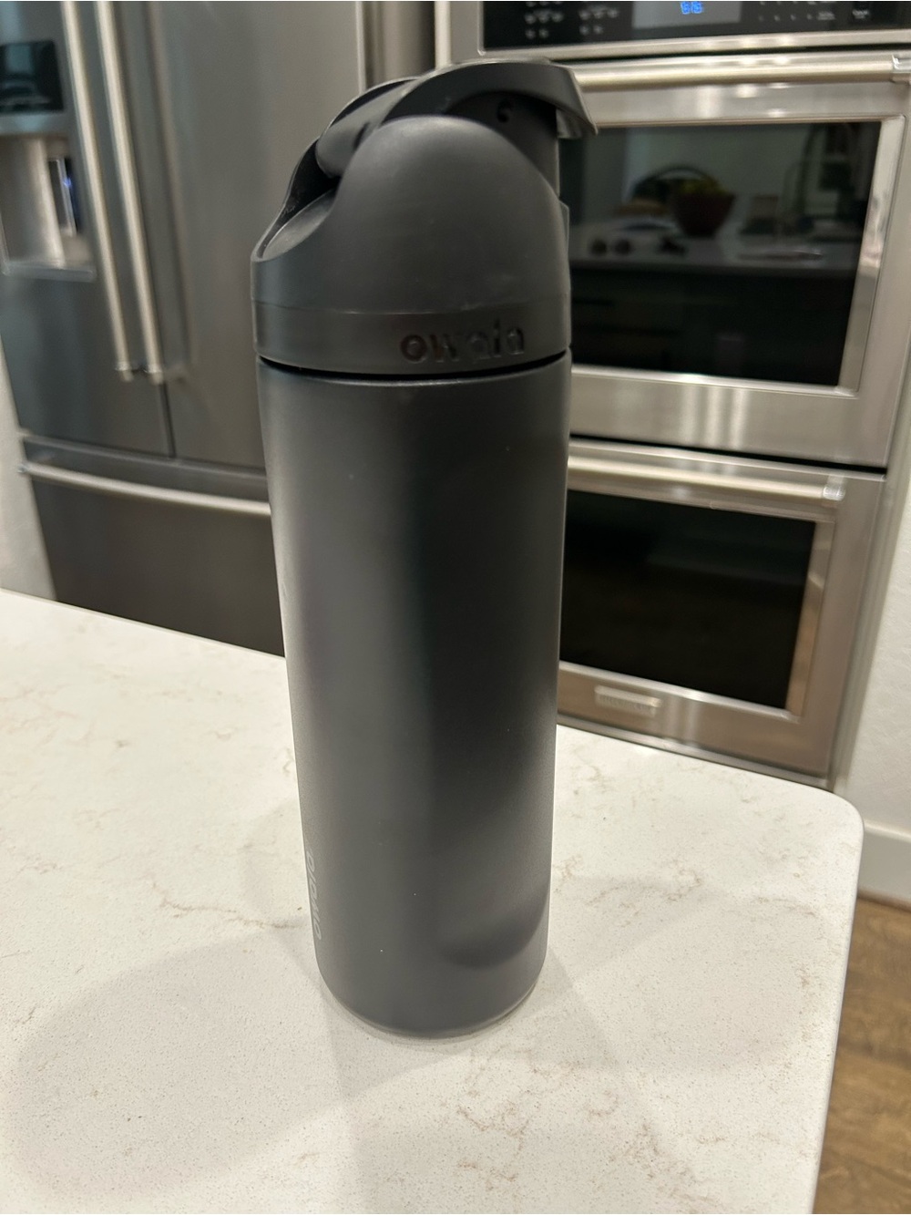 New Owala Matte Black Insulated Water Bottle with straw